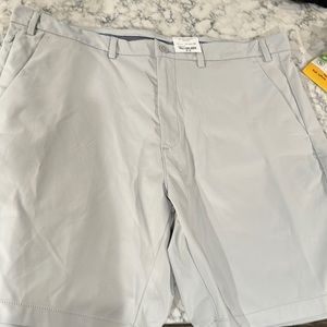 Men’s St John’s Bay shorts Size 46. Glacier Gray NWT